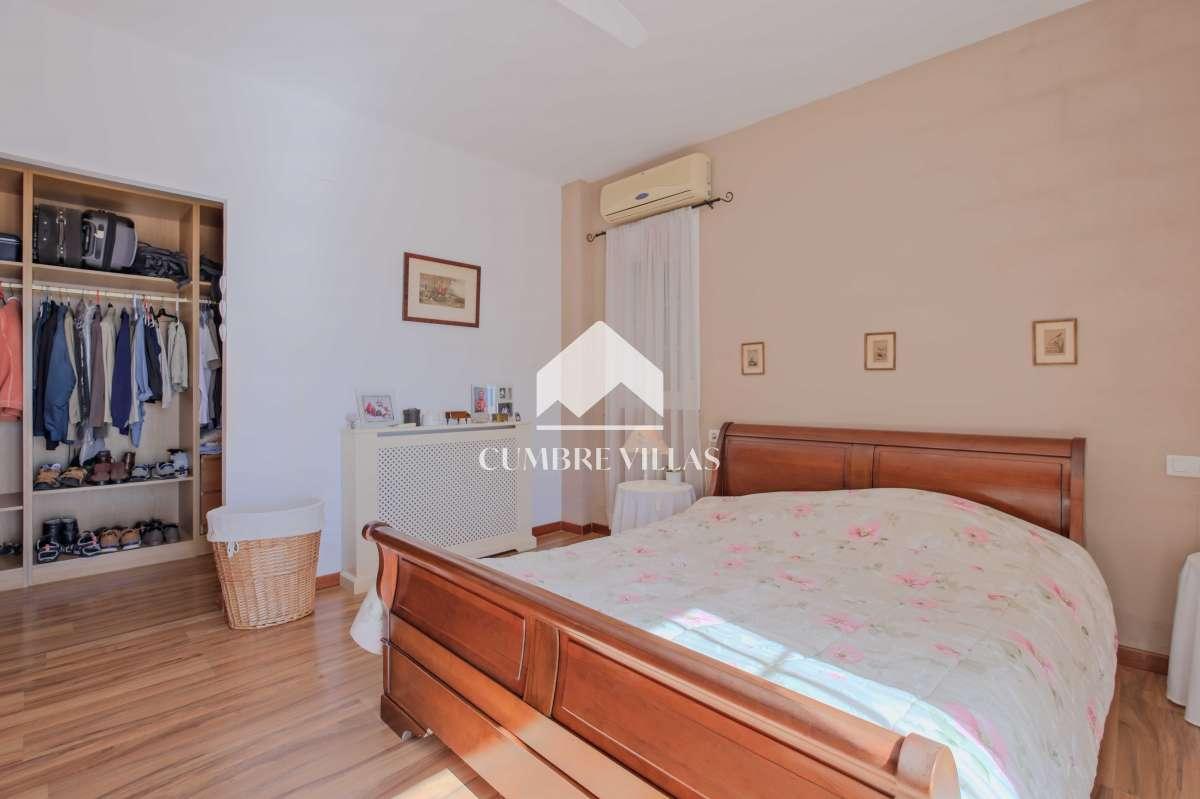 Villa for Sale in Almuñécar