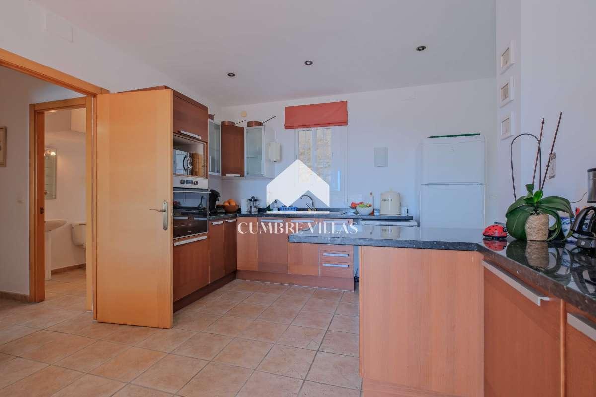 Villa for Sale in Almuñécar