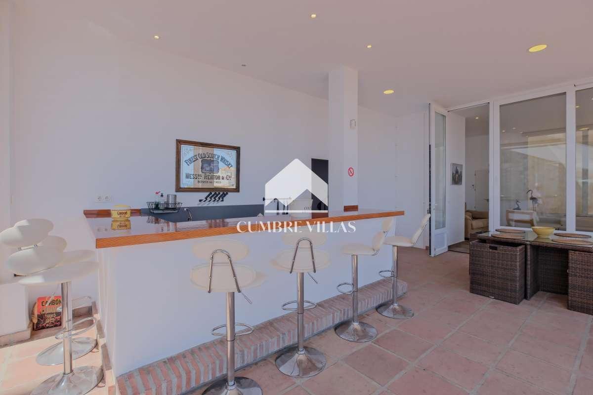 Villa for Sale in Almuñécar