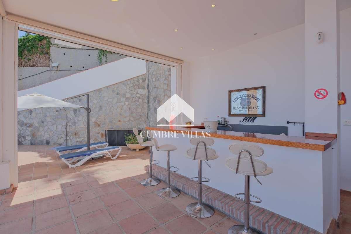 Villa for Sale in Almuñécar
