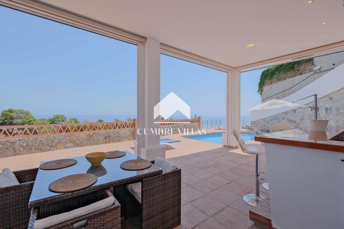 Villa for Sale in Almuñécar