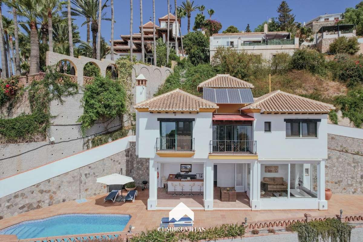 Villa for Sale in Almuñécar