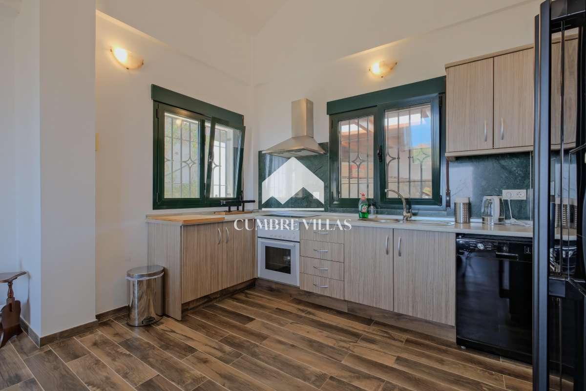 Villa for Sale in Almuñécar