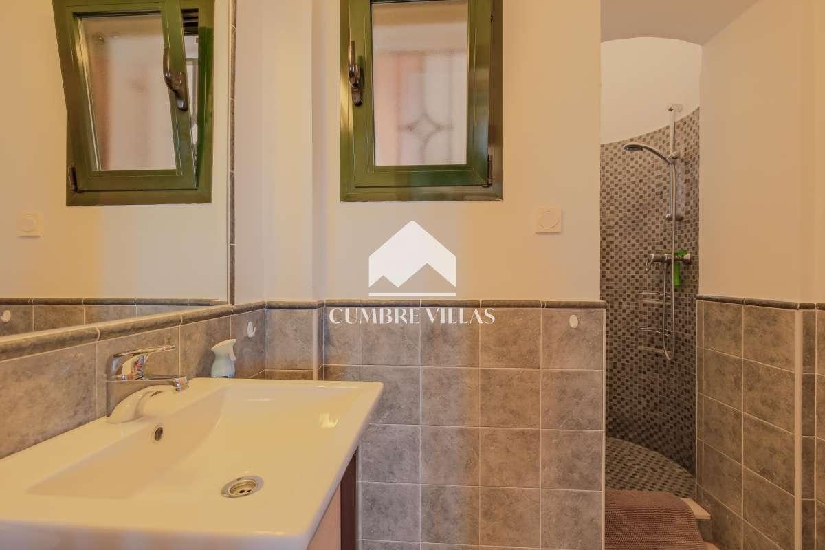 Villa for Sale in Almuñécar