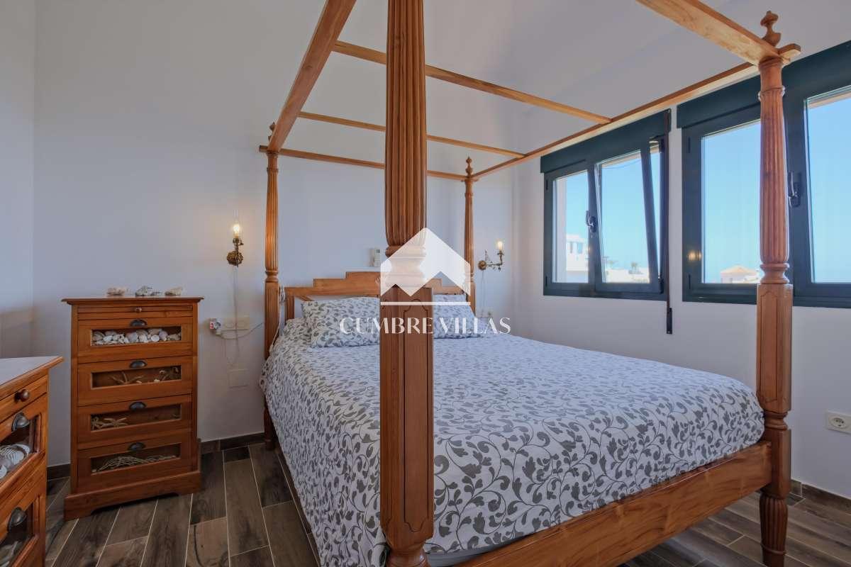 Villa for Sale in Almuñécar