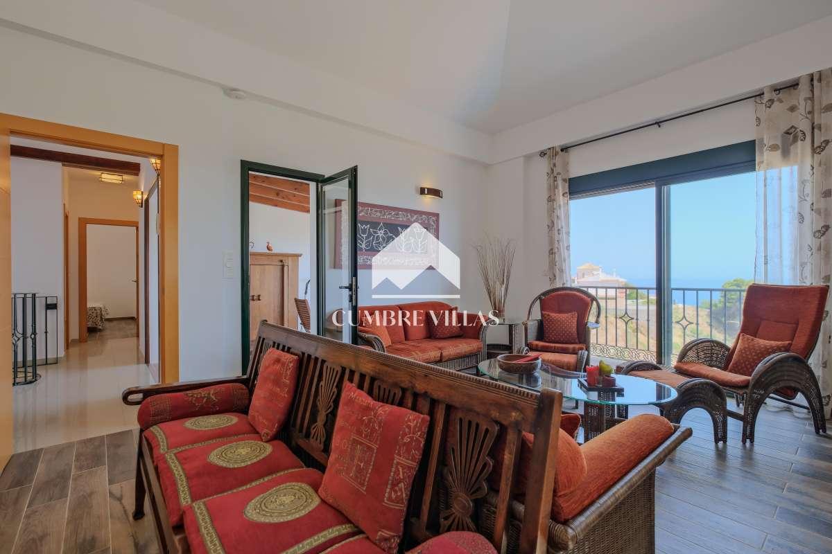 Villa for Sale in Almuñécar