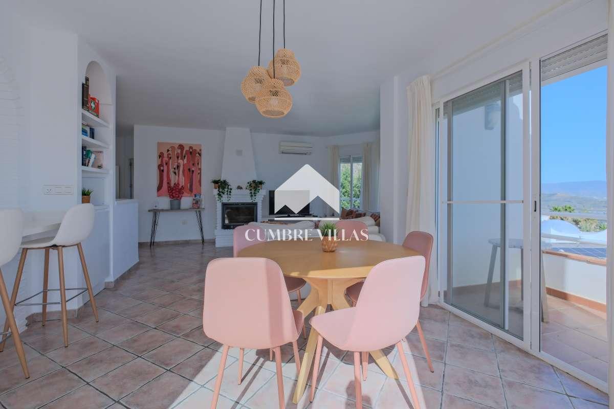 Villa for Sale in Salobreña