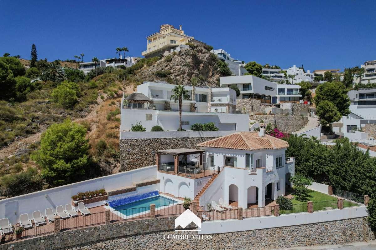 Villa for Sale in Salobreña