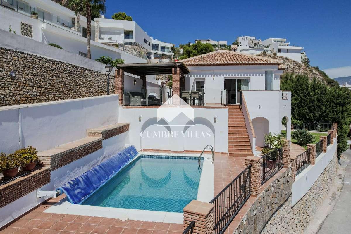 Villa for Sale in Salobreña
