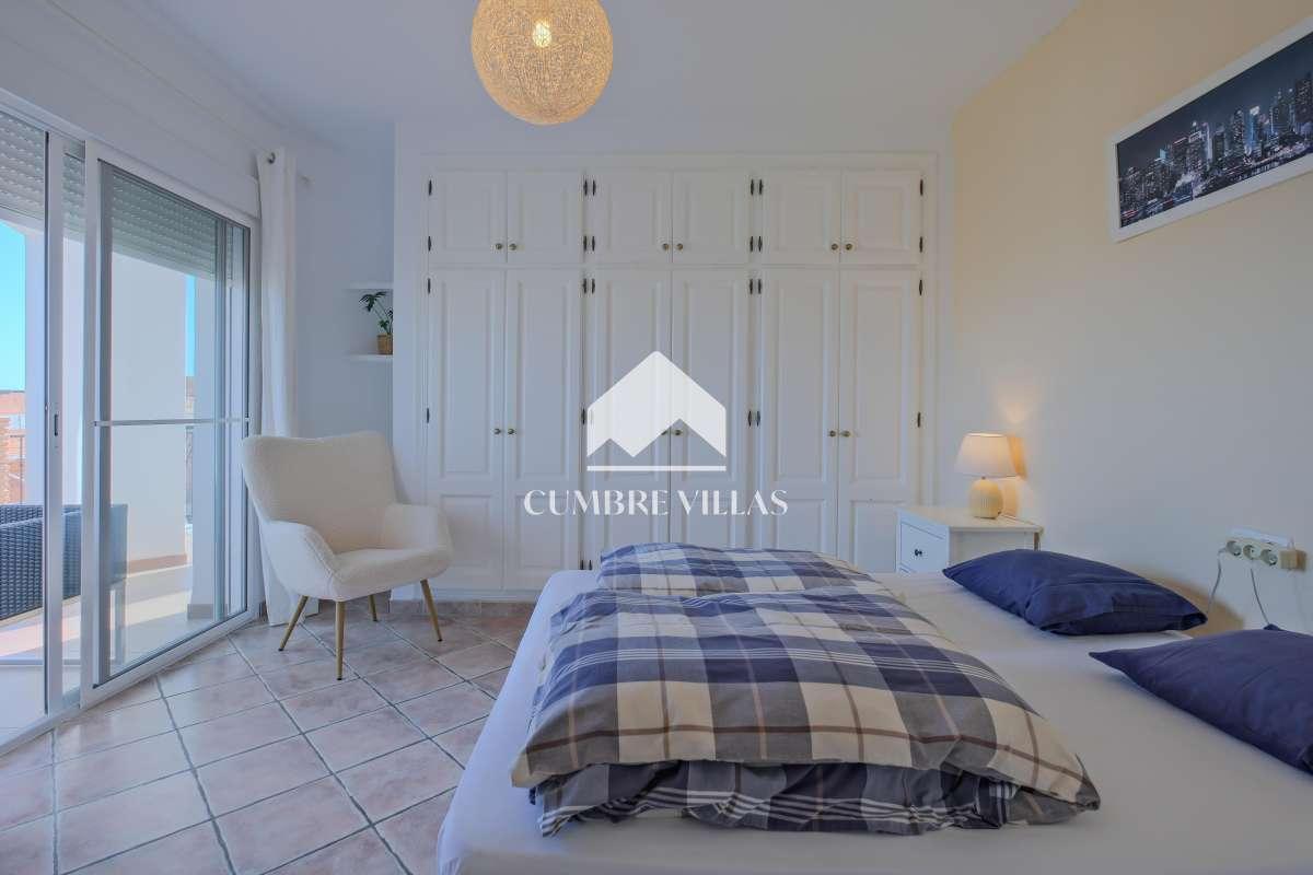 Villa for Sale in Salobreña