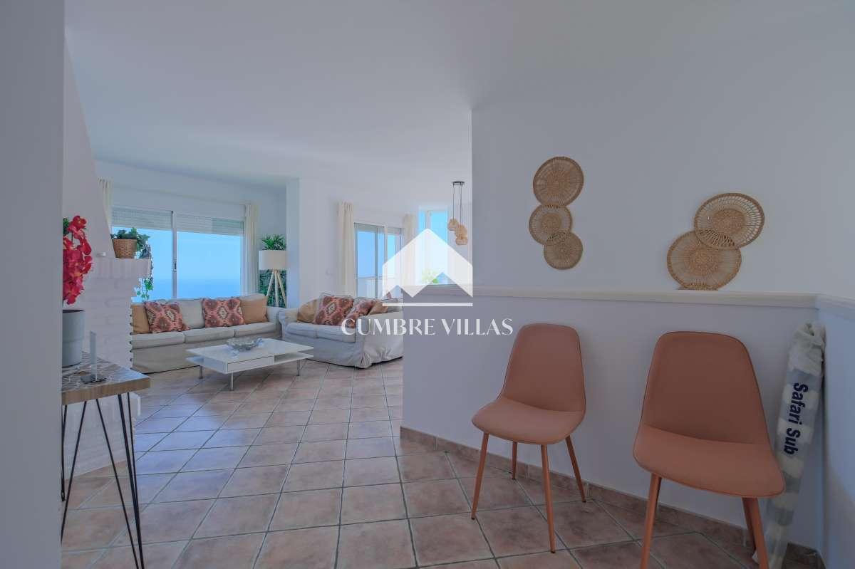 Villa for Sale in Salobreña