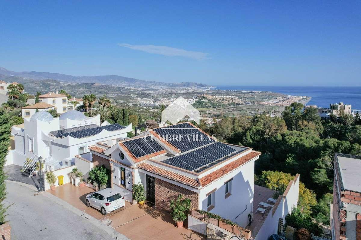 Villa for Sale in Salobreña