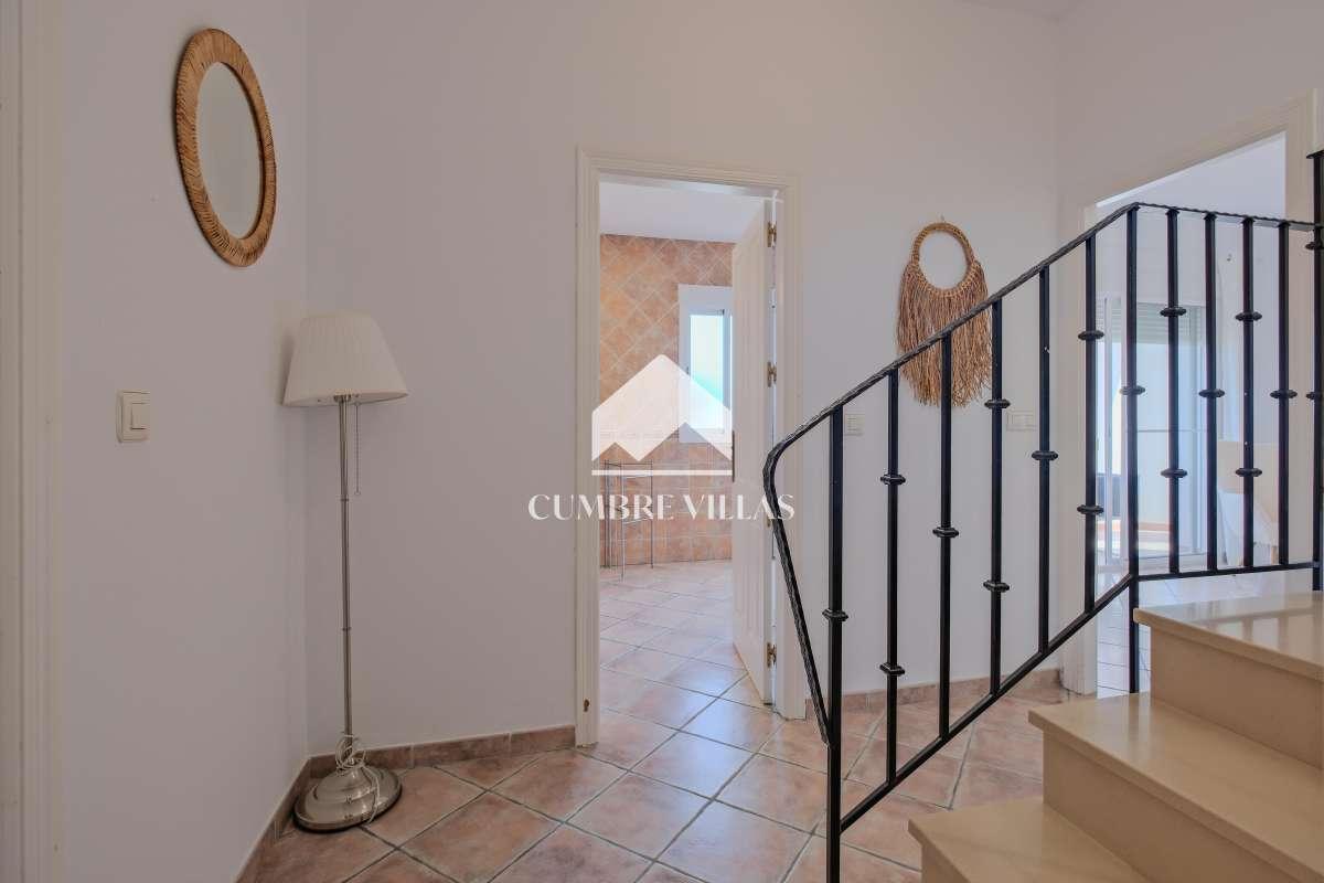 Villa for Sale in Salobreña