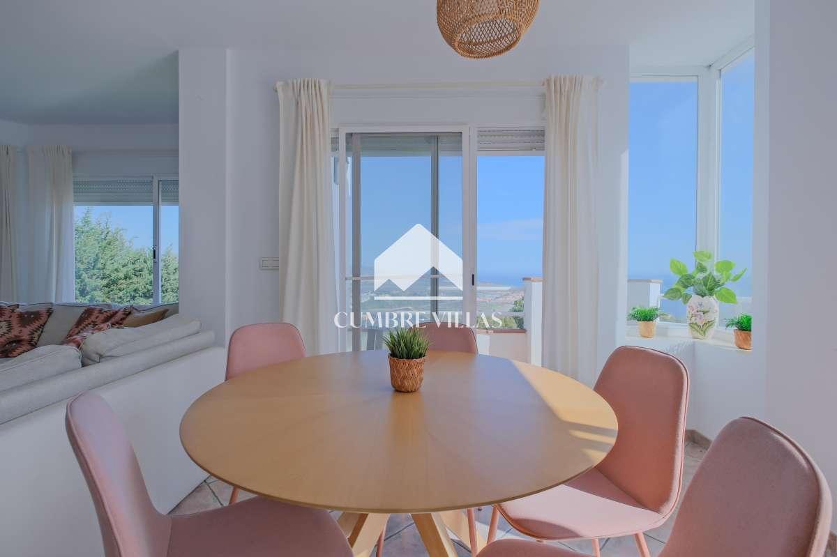 Villa for Sale in Salobreña