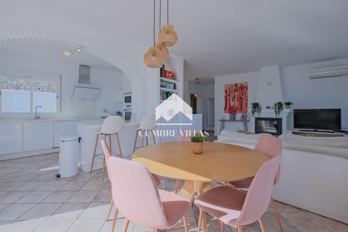 Villa for Sale in Salobreña