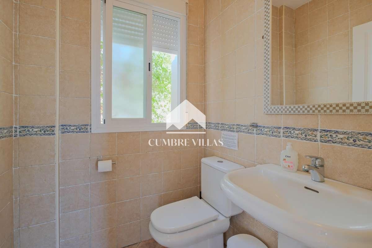 Villa for Sale in Salobreña