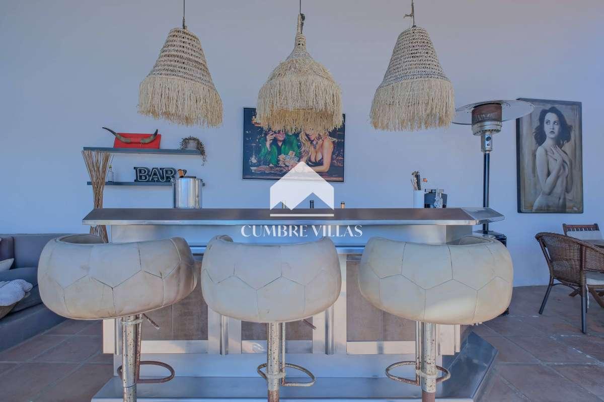 Villa for Sale in Almuñécar