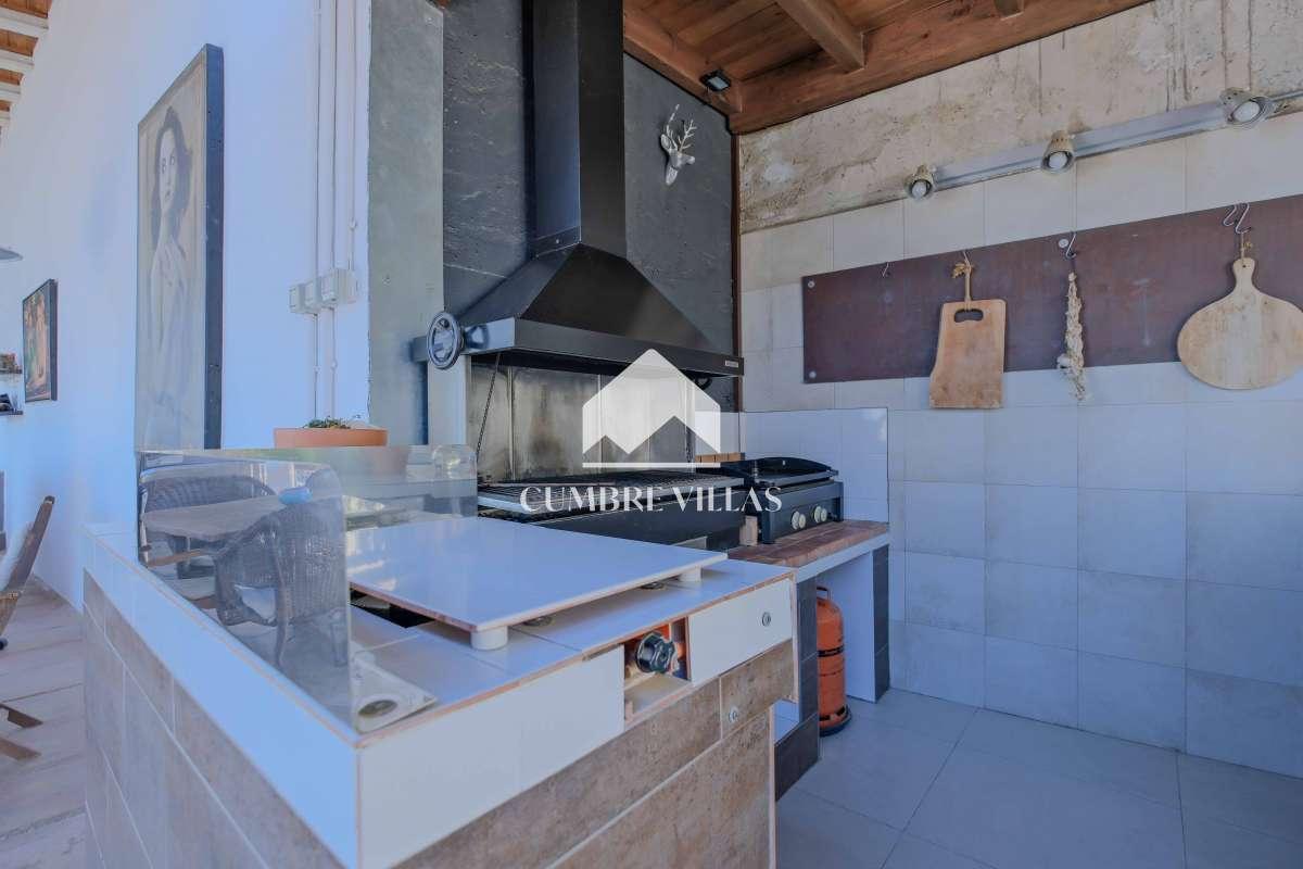 Villa for Sale in Almuñécar