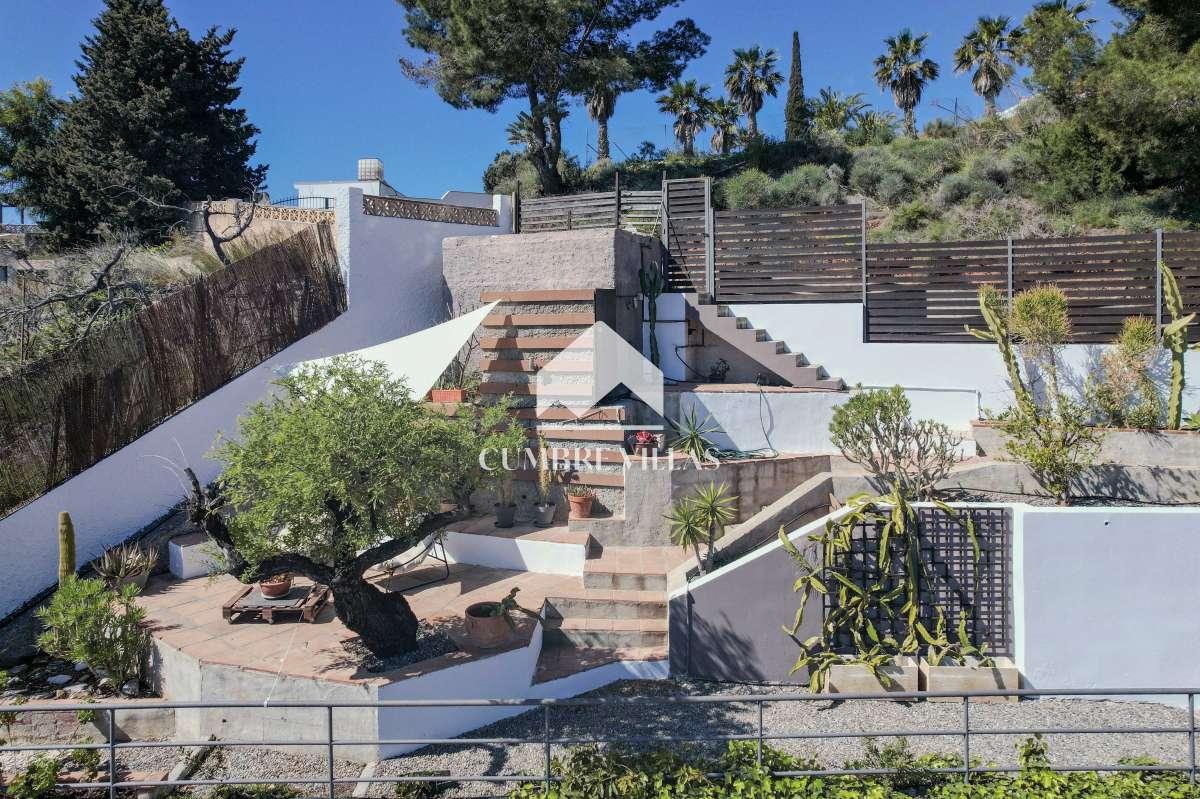 Villa for Sale in Almuñécar