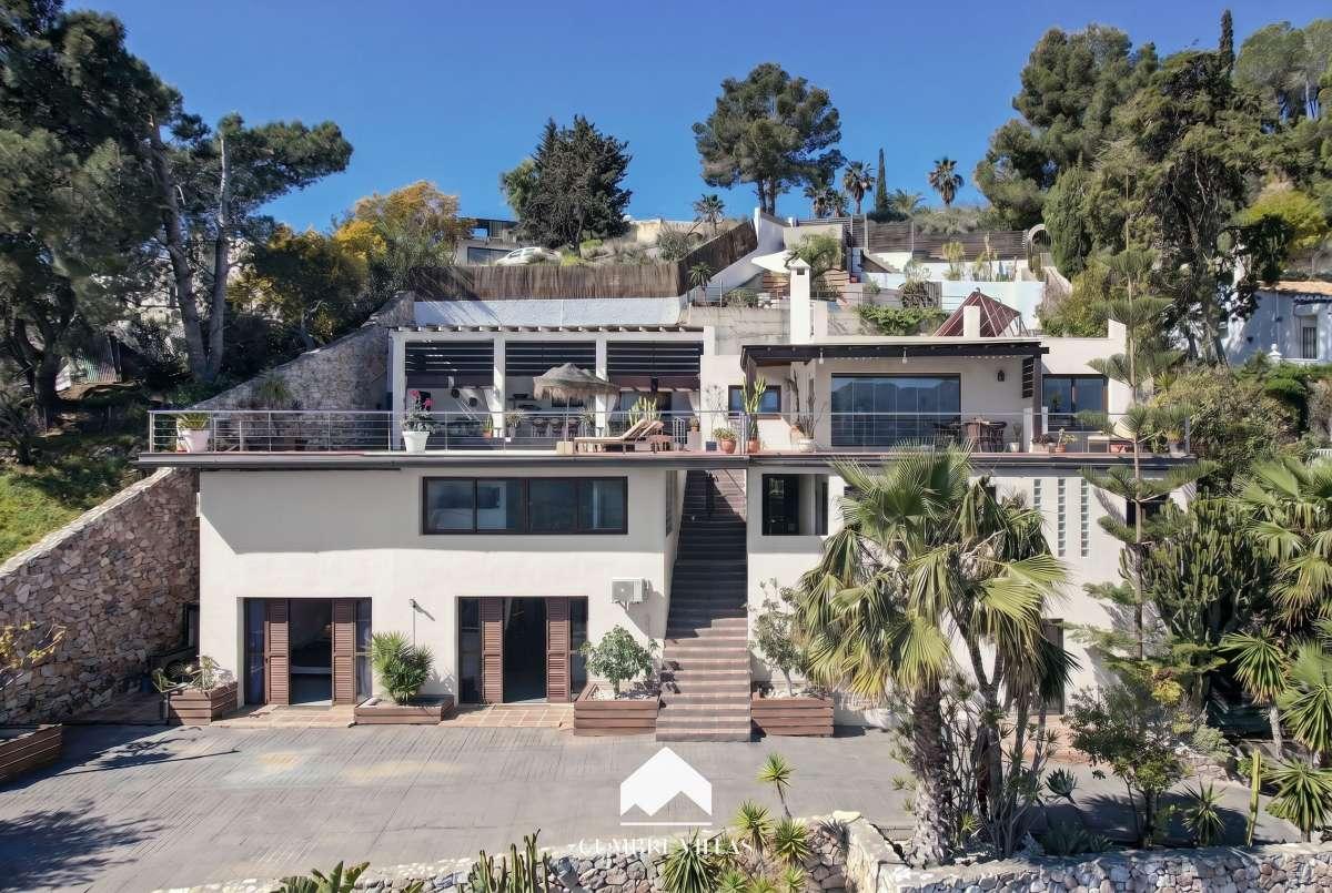 Villa for Sale in Almuñécar