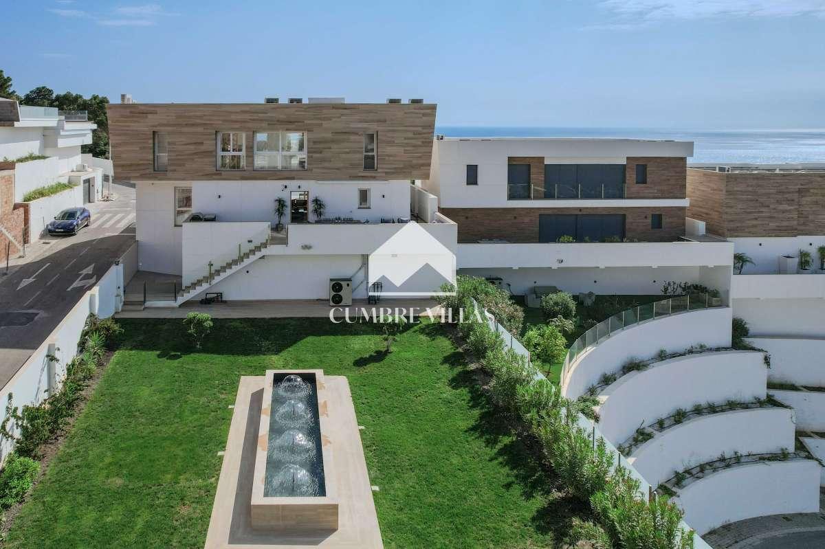 Villa for Sale in Almuñécar