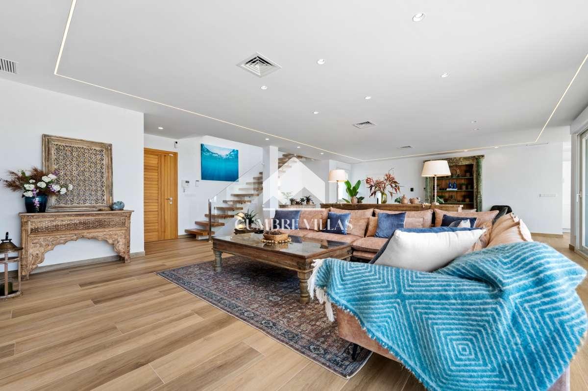 Villa for Sale in Almuñécar