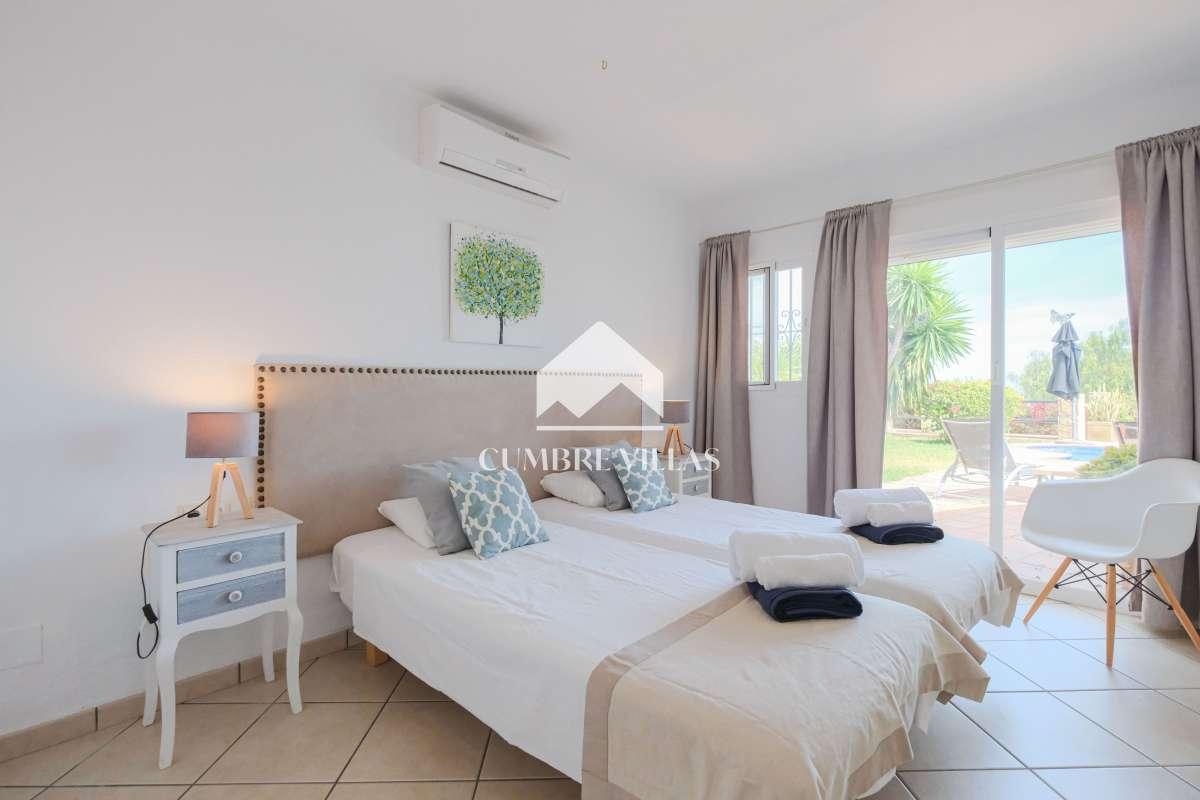 Villa for Sale in Salobreña