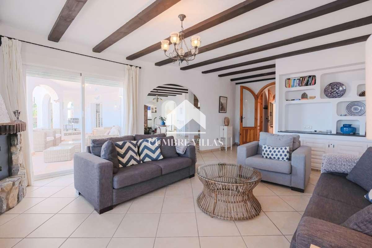 Villa for Sale in Salobreña