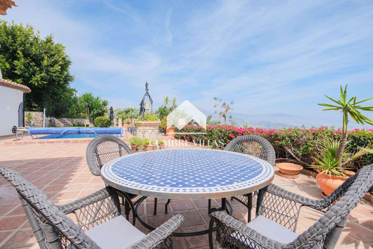 Villa for Sale in Salobreña