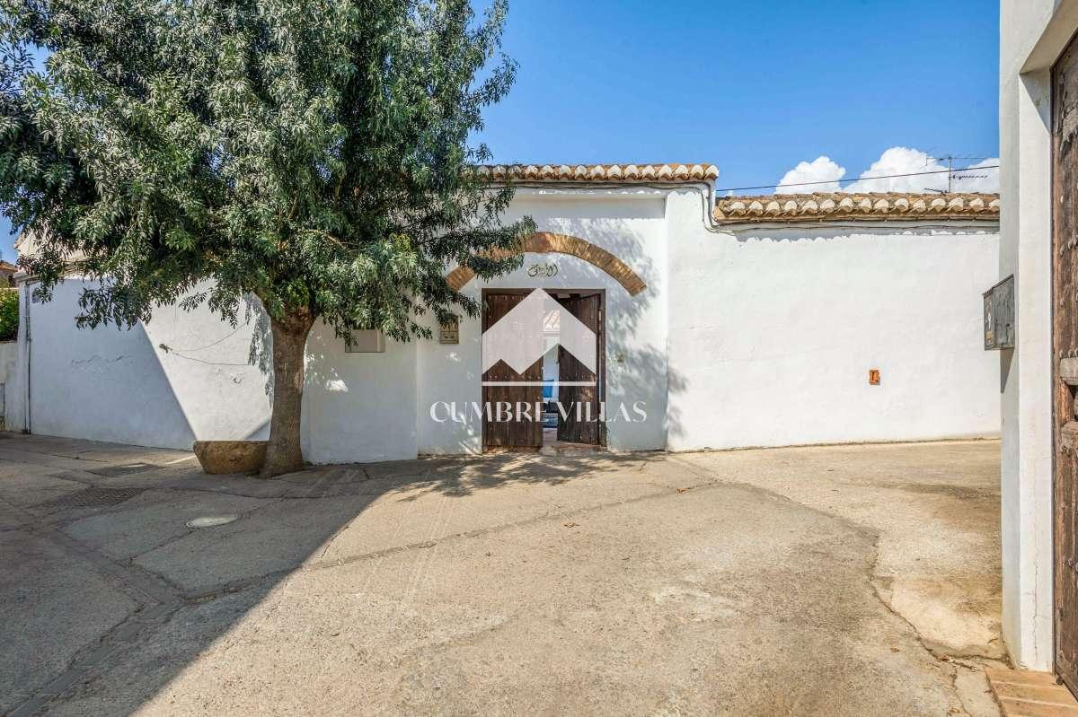 Villa for Sale in El Valle