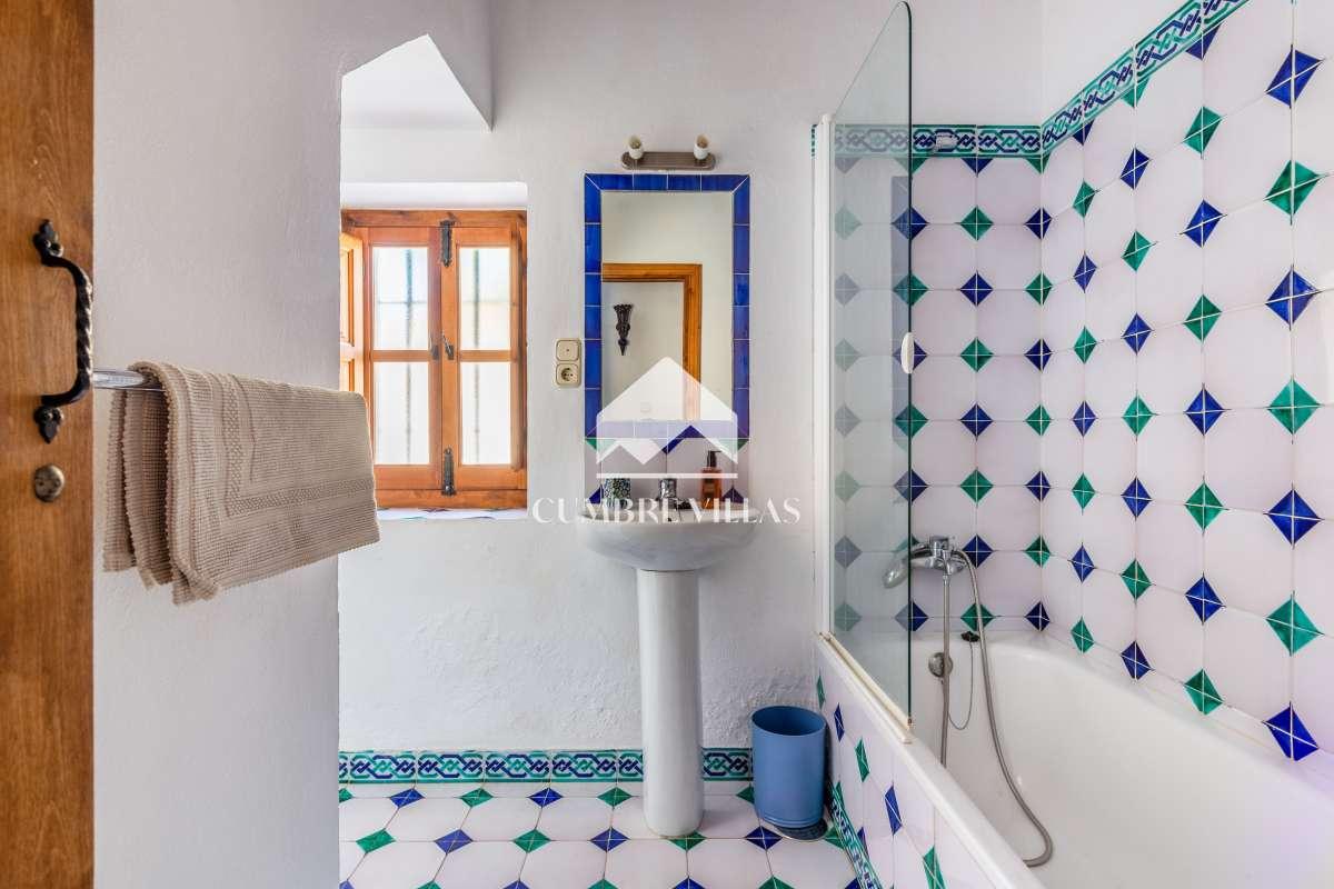 Villa for Sale in El Valle