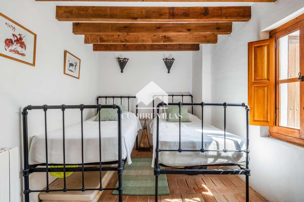 Villa for Sale in El Valle