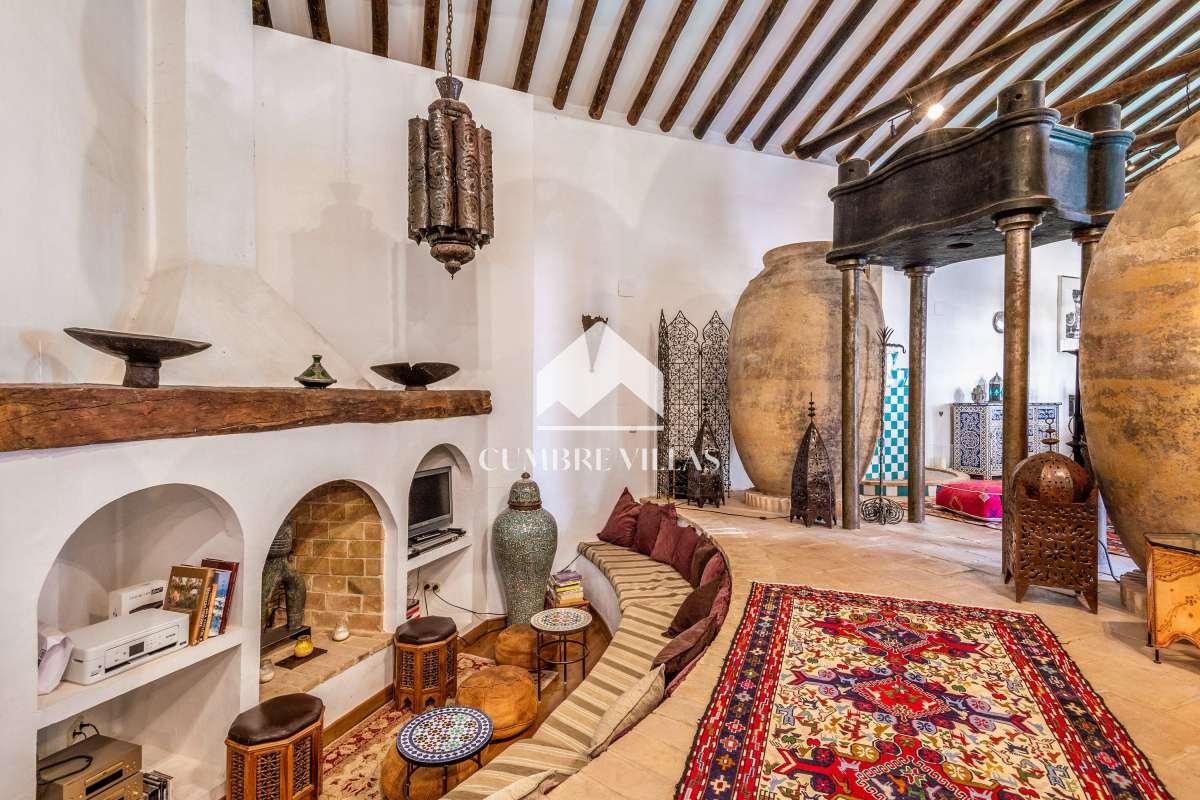 Villa for Sale in El Valle