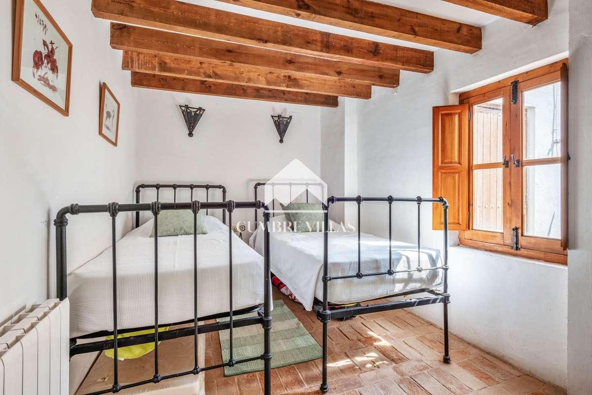 Villa for Sale in El Valle