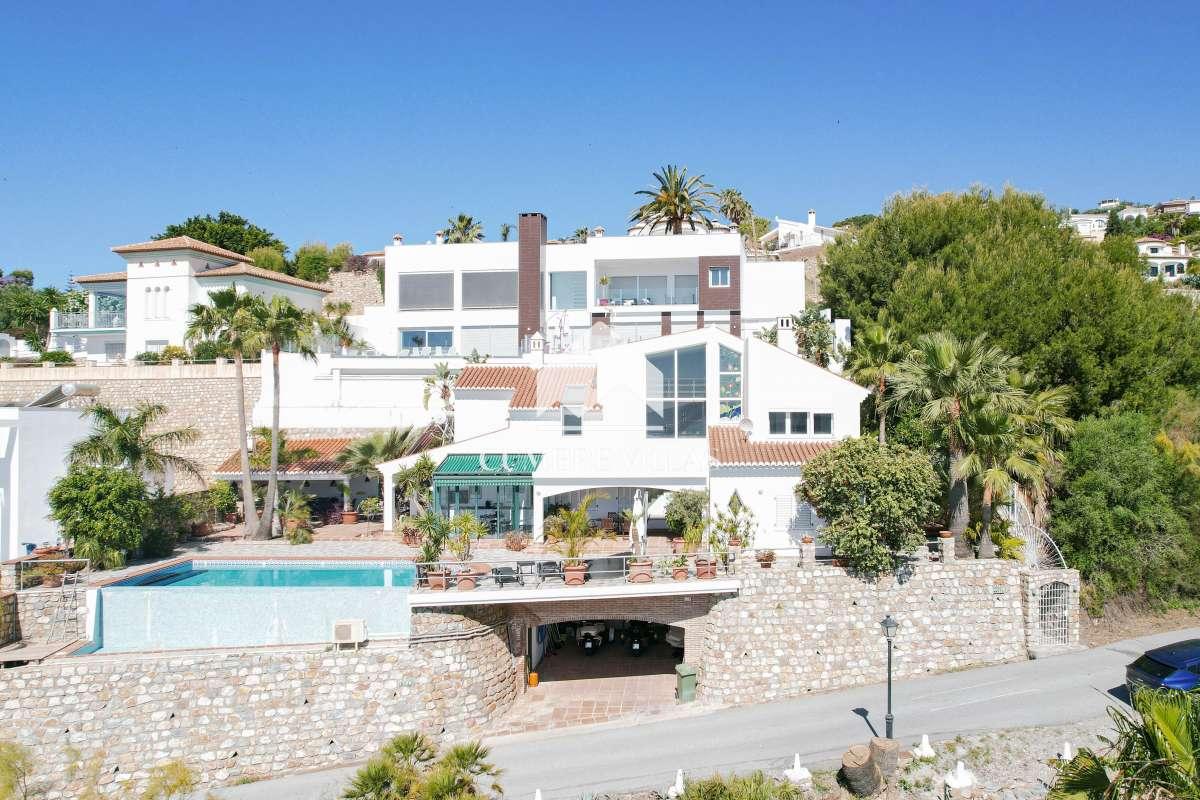 Villa for Sale in Salobreña