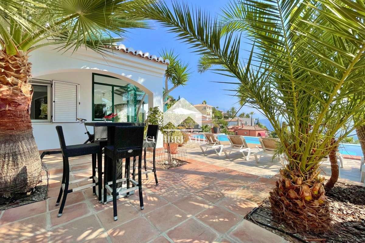 Villa for Sale in Salobreña