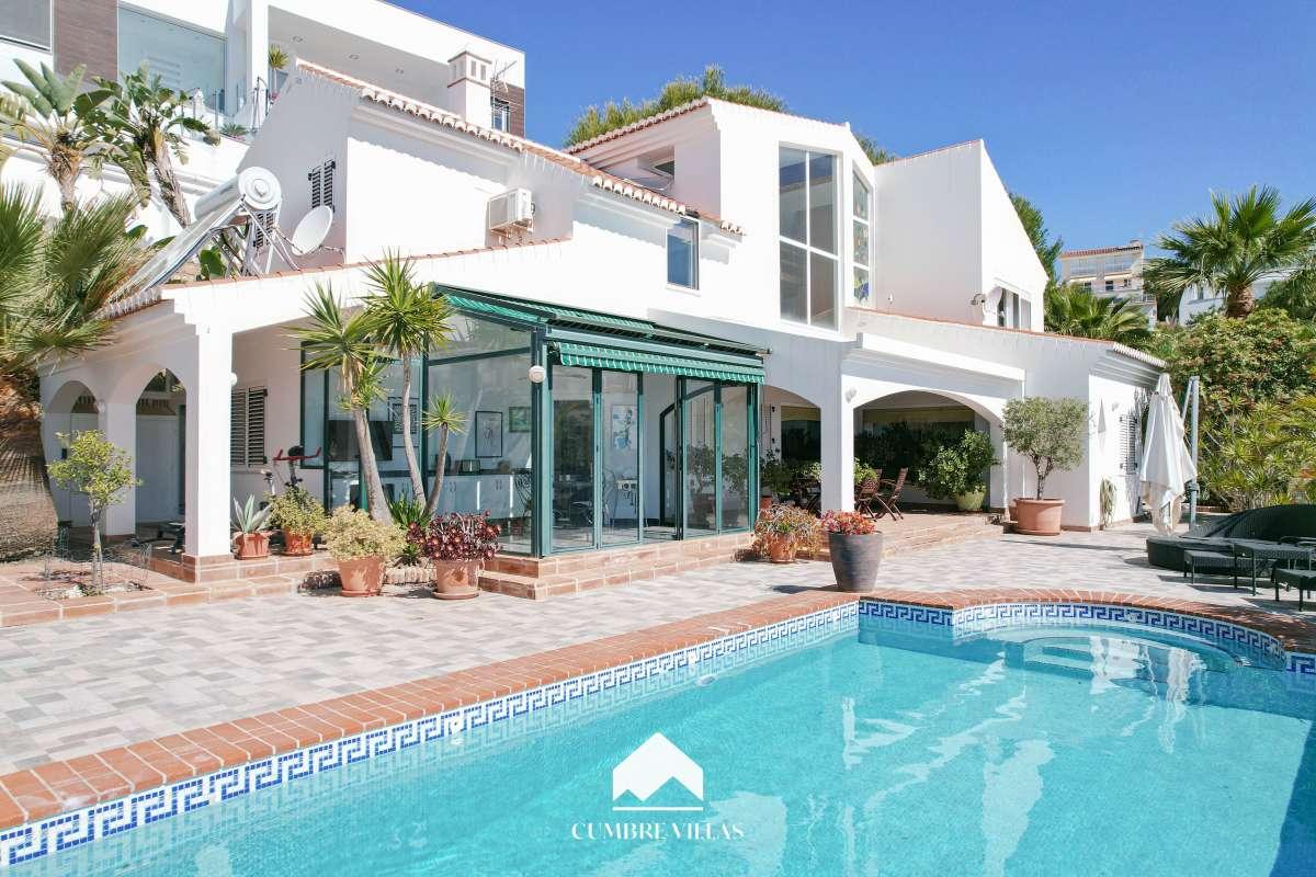 Villa for Sale in Salobreña