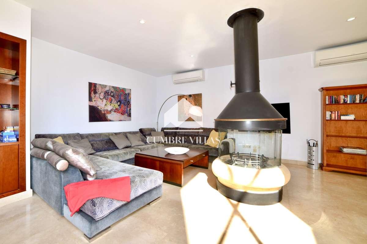 Villa for Sale in Salobreña