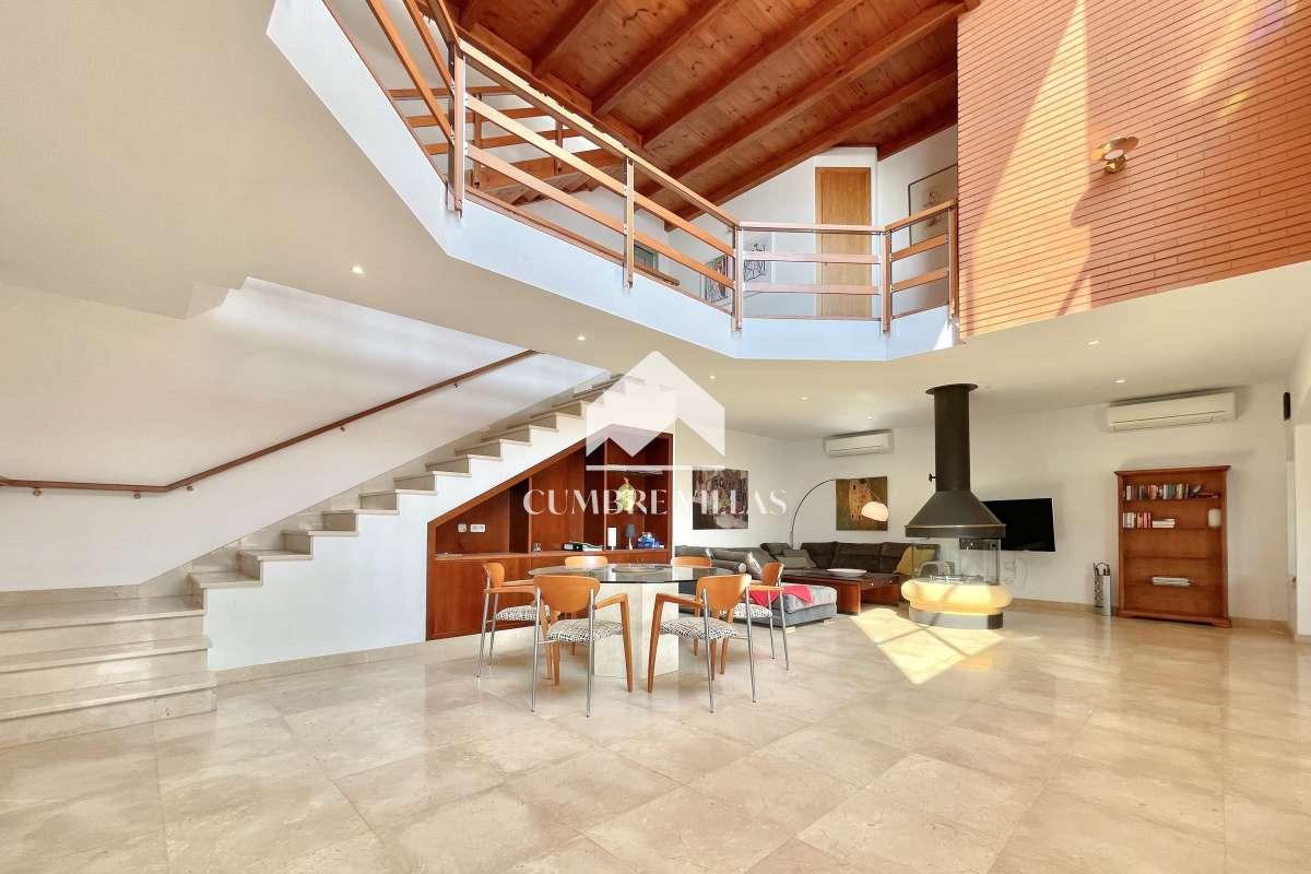 Villa for Sale in Salobreña