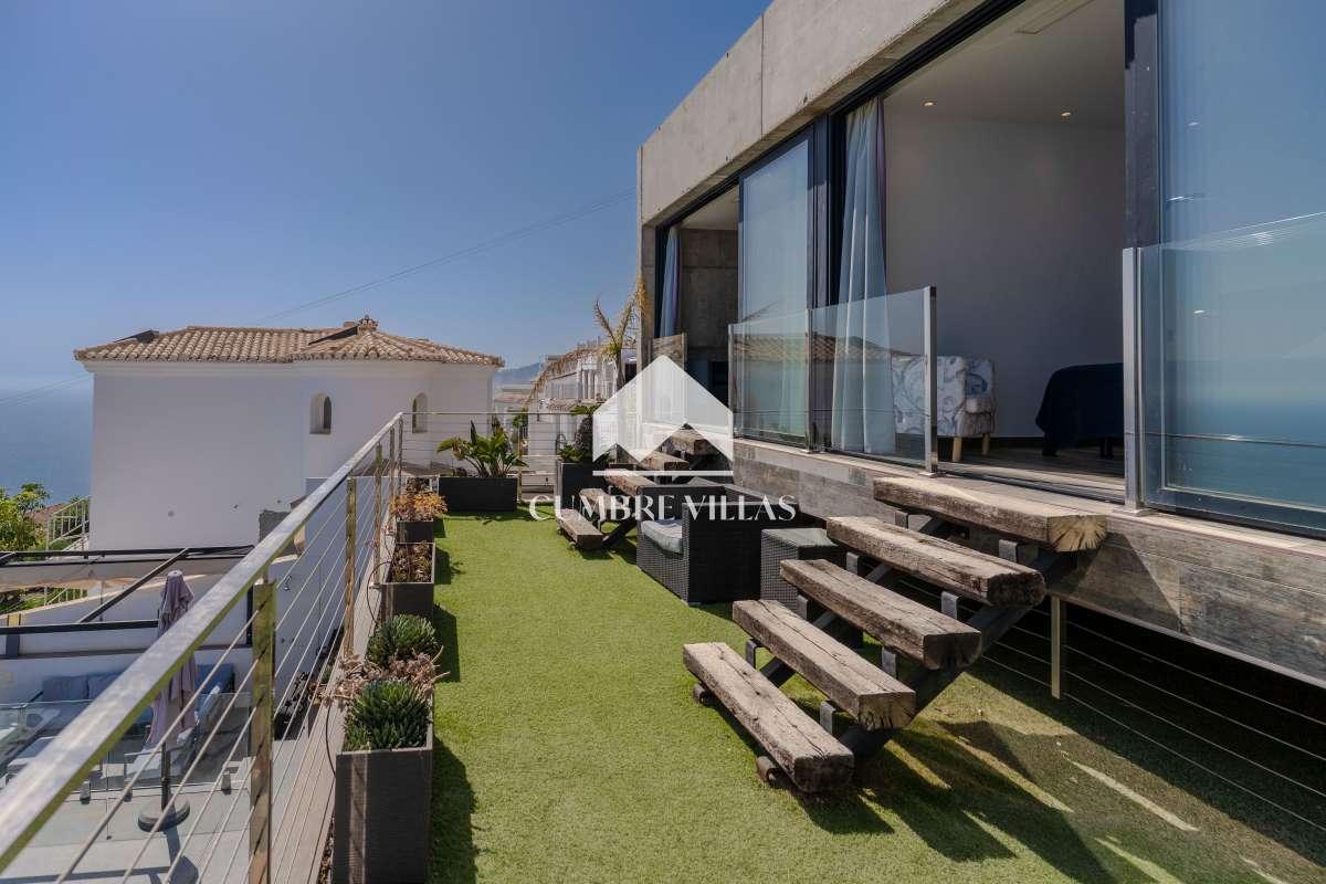 Villa for Sale in Salobreña