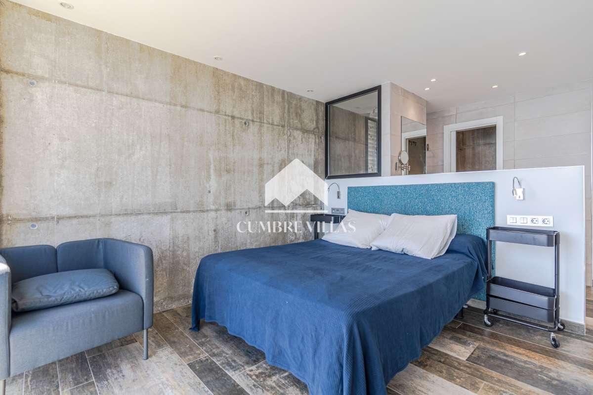 Villa for Sale in Salobreña