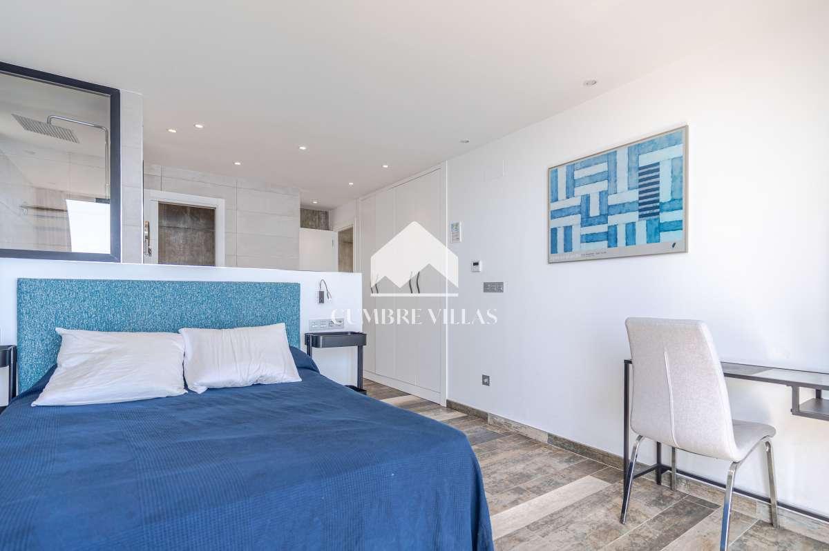 Villa for Sale in Salobreña