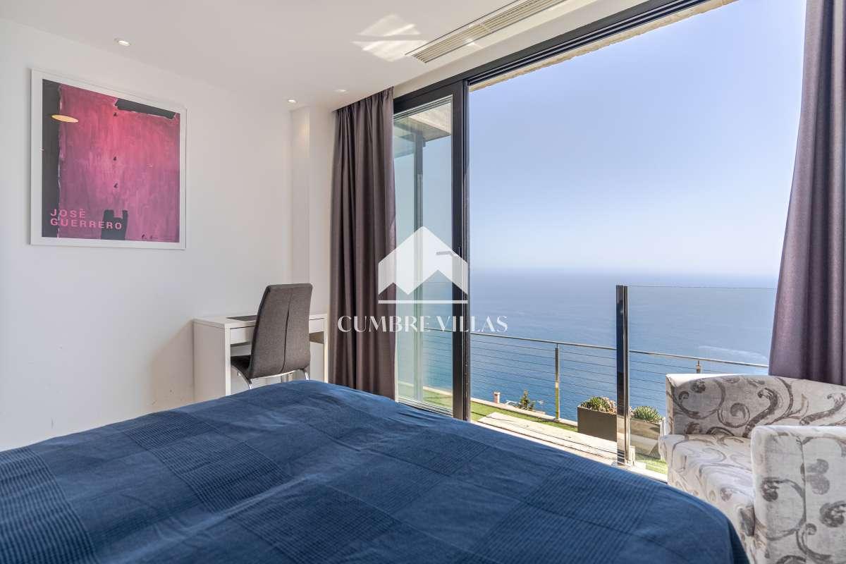 Villa for Sale in Salobreña
