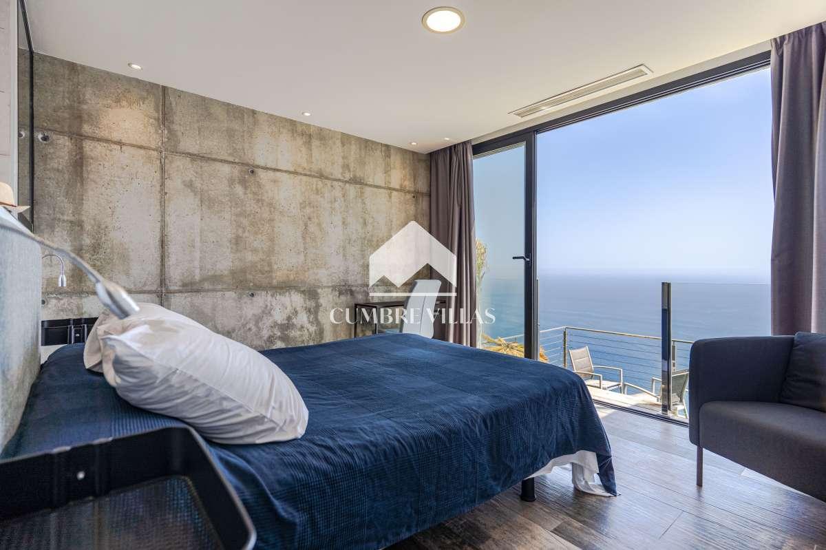 Villa for Sale in Salobreña