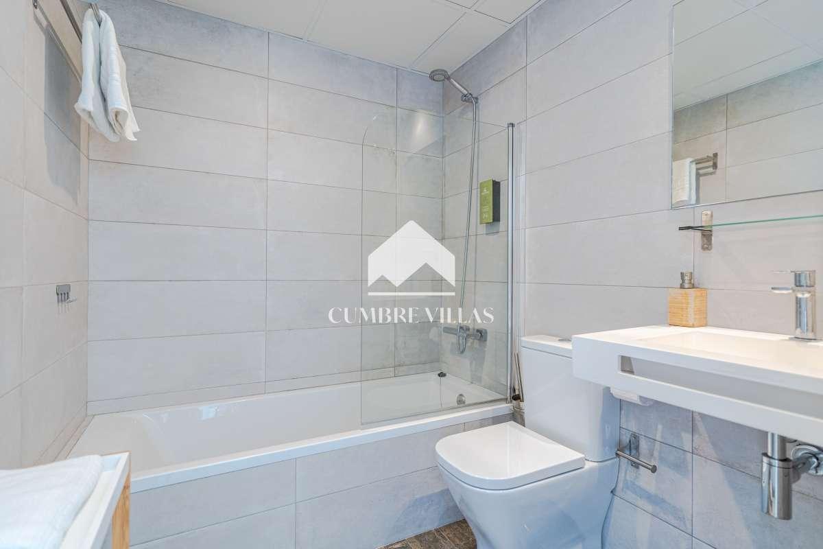 Villa for Sale in Salobreña