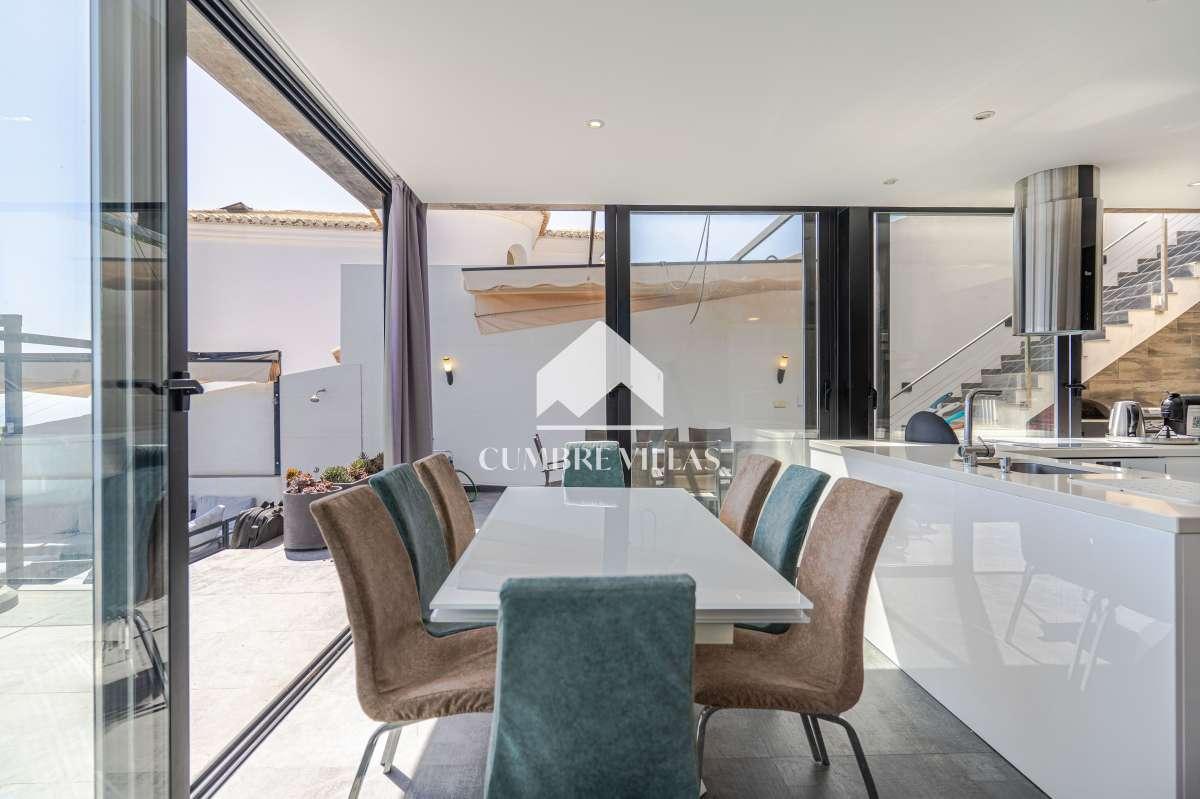 Villa for Sale in Salobreña