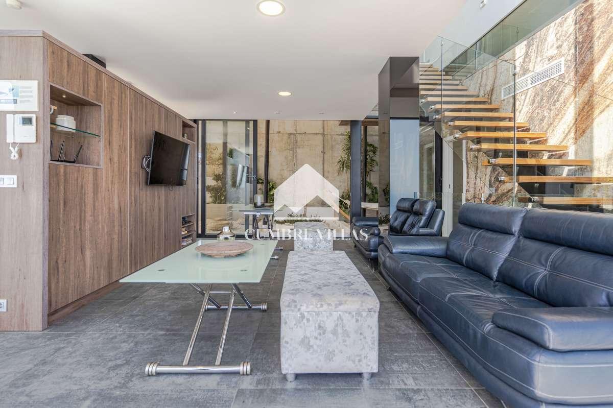 Villa for Sale in Salobreña