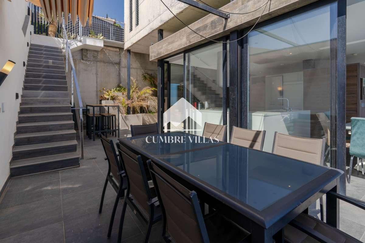 Villa for Sale in Salobreña