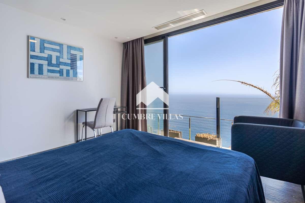 Villa for Sale in Salobreña