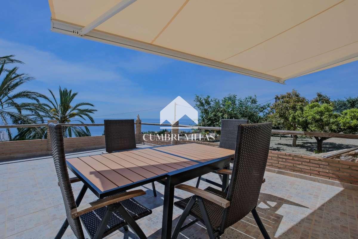 Villa for Sale in Salobreña